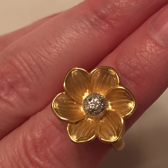 Lia Sophia Flower Ring - Picture 3 of 4